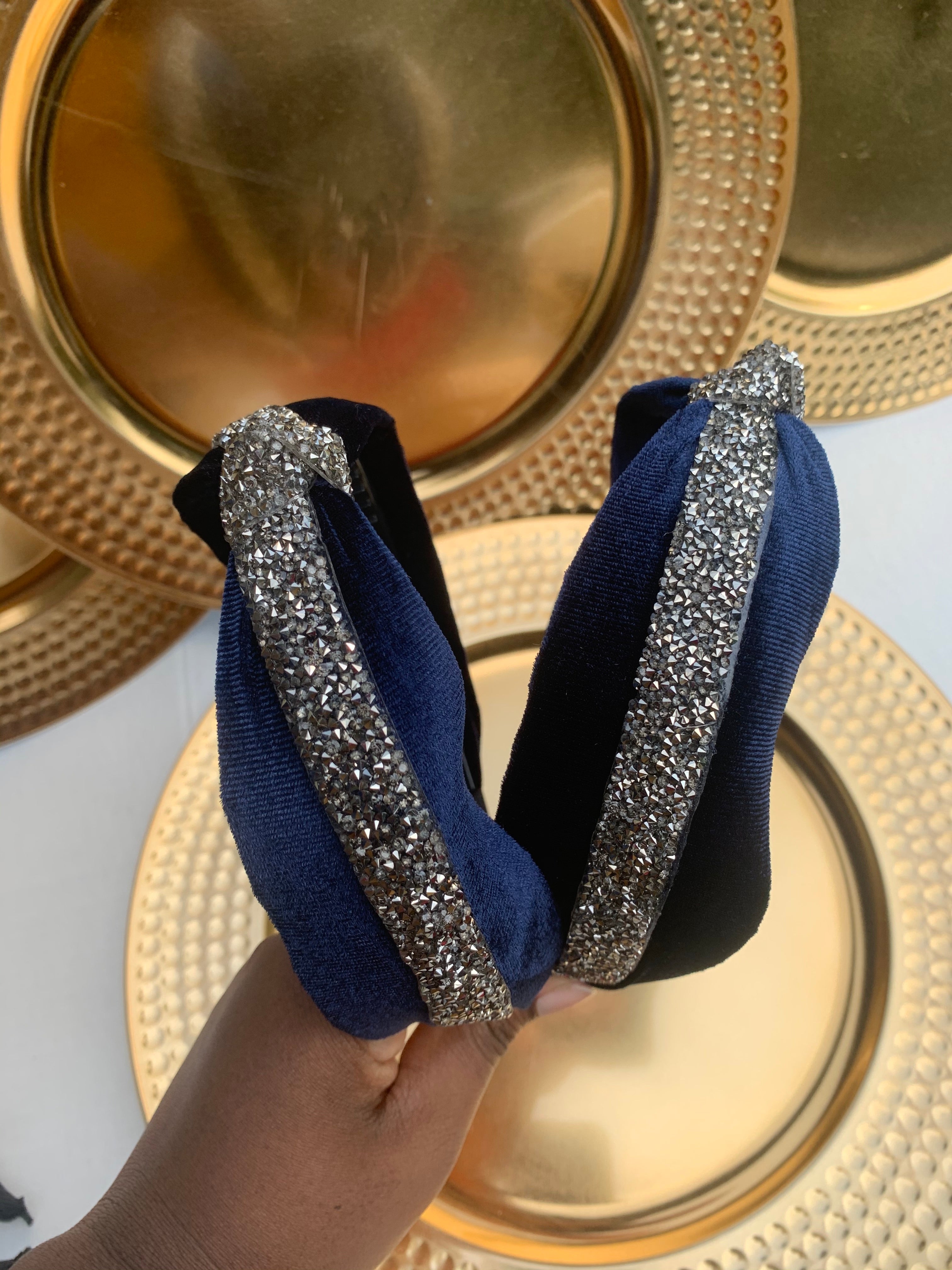 4 pieces set: 3 headbands 1 pair of earrings. Holiday looks New Year's eve looks Christmas looks