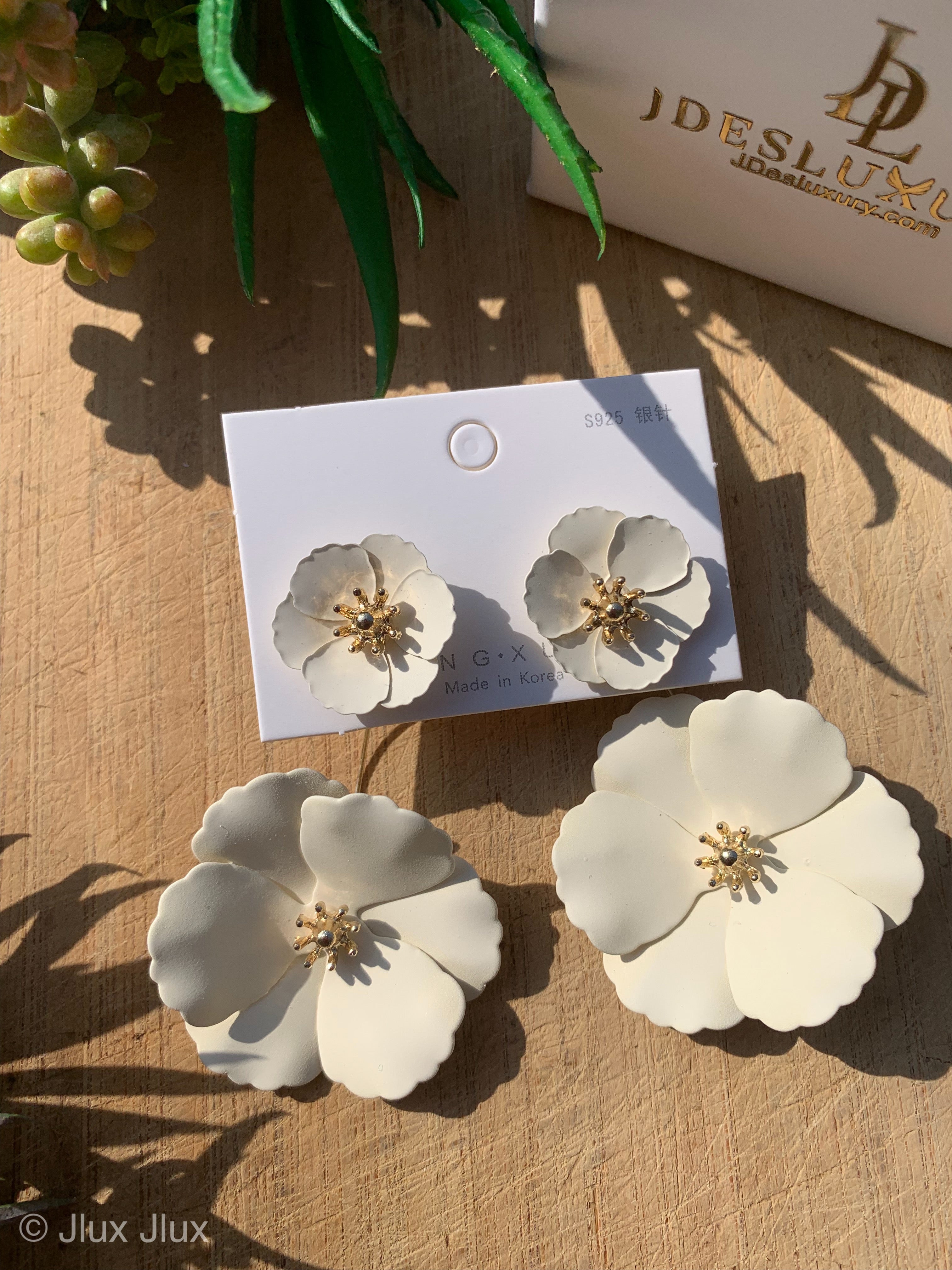 FLORAL PLATING EARRINGS
