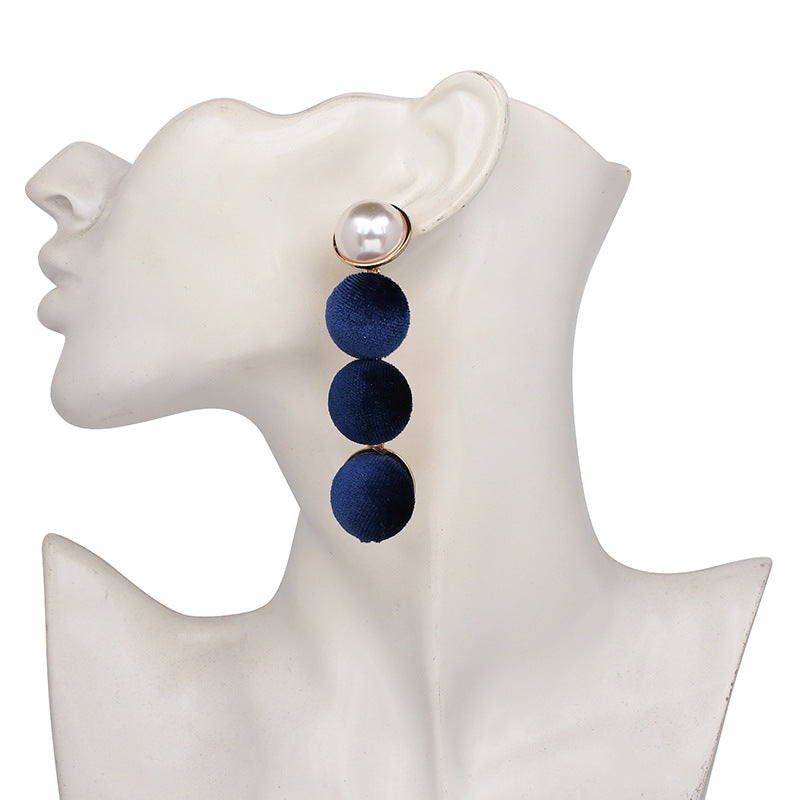4 pieces set: 3 headbands 1 pair of earrings. Holiday looks New Year's eve looks Christmas looks