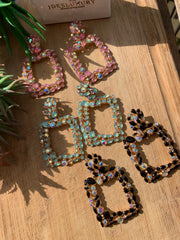 PICK ME EARRINGS - BLACK