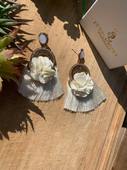 SUNSET-BEIGE EARRING