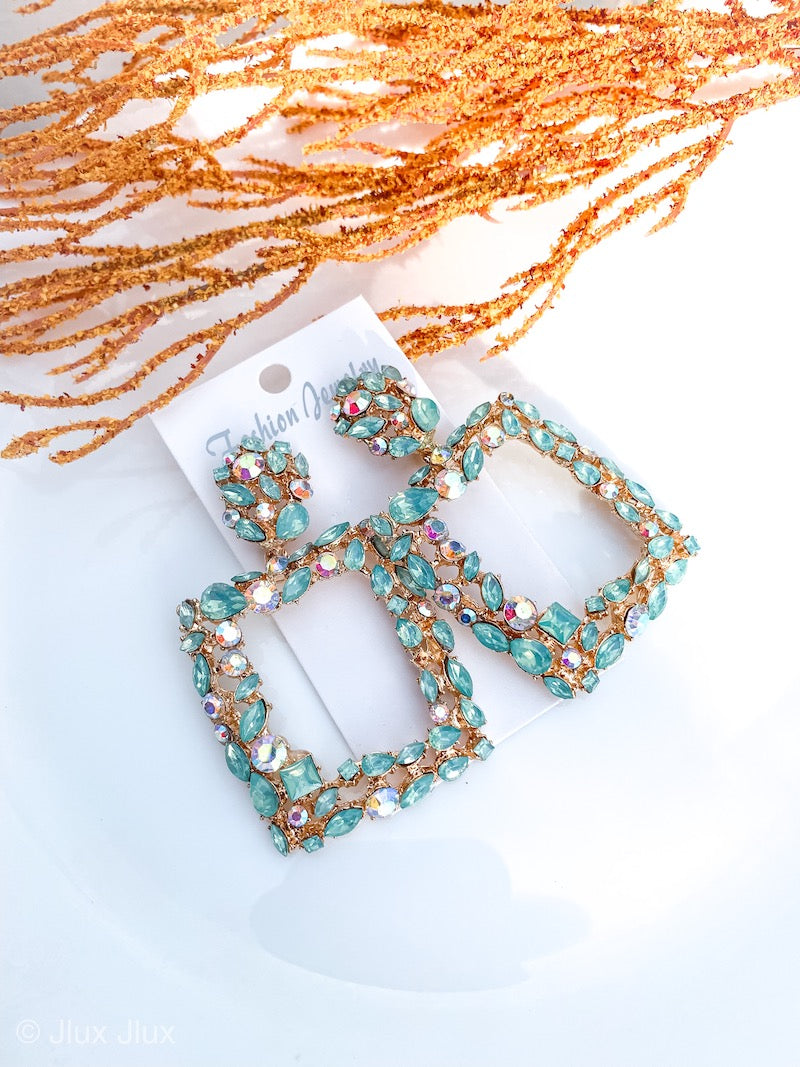 PICK ME EARRINGS - GREEN