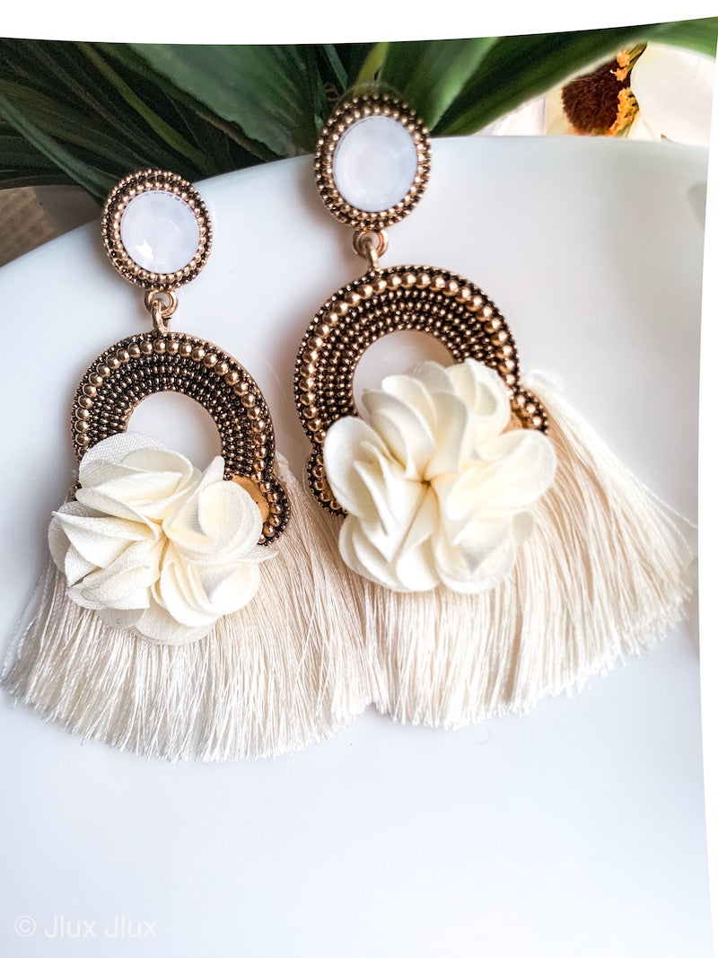 SUNSET-BEIGE EARRING