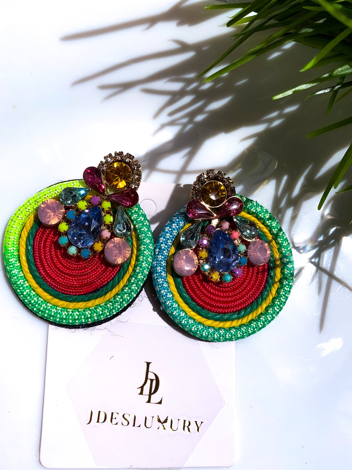 MULTI ROPE WITH CRYSTAL STUD EARRING