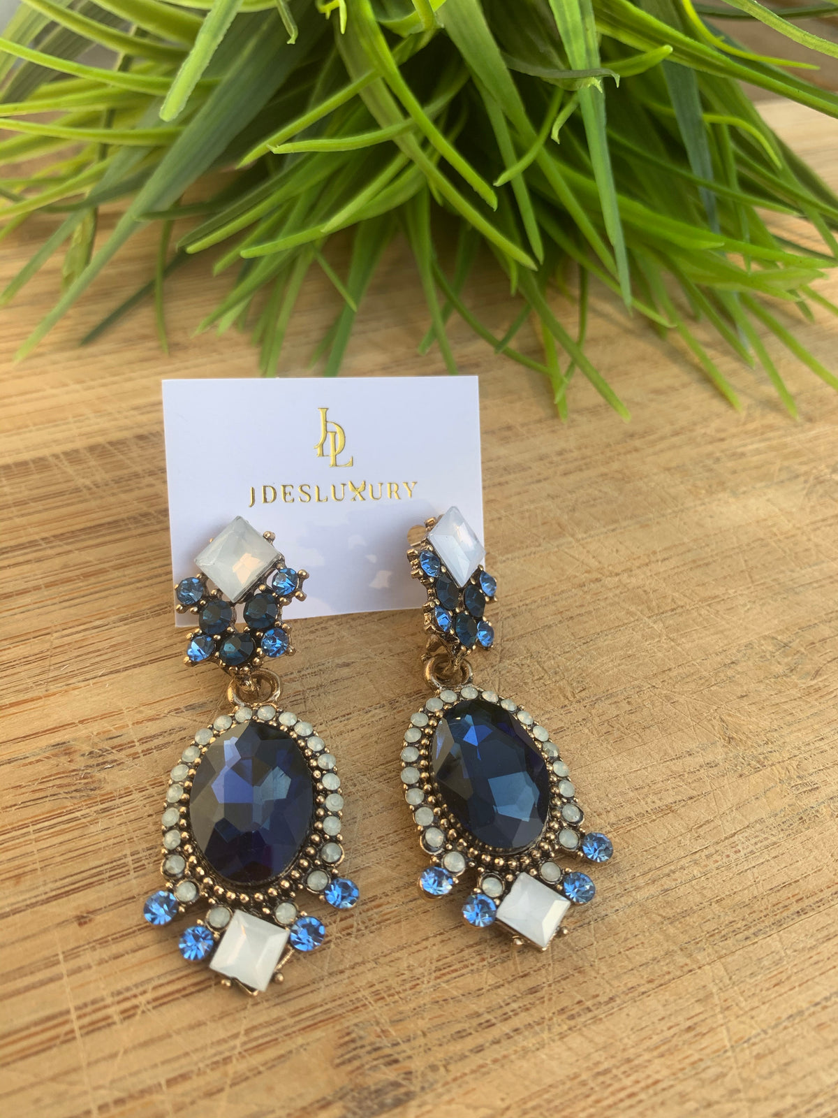 Fashion Earring color blue